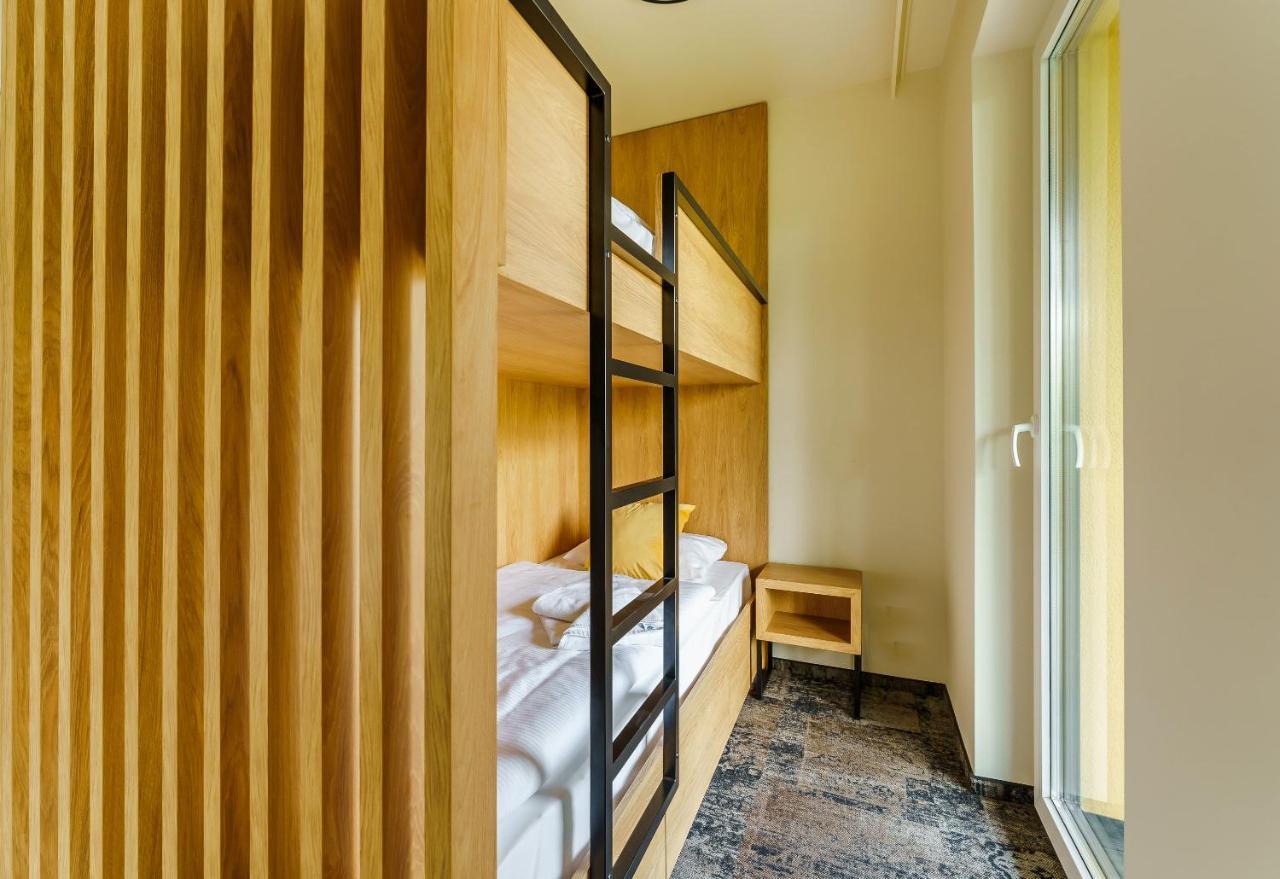 Factory Resort Wellness & Spa كولوبرزيغ المظهر الخارجي الصورة